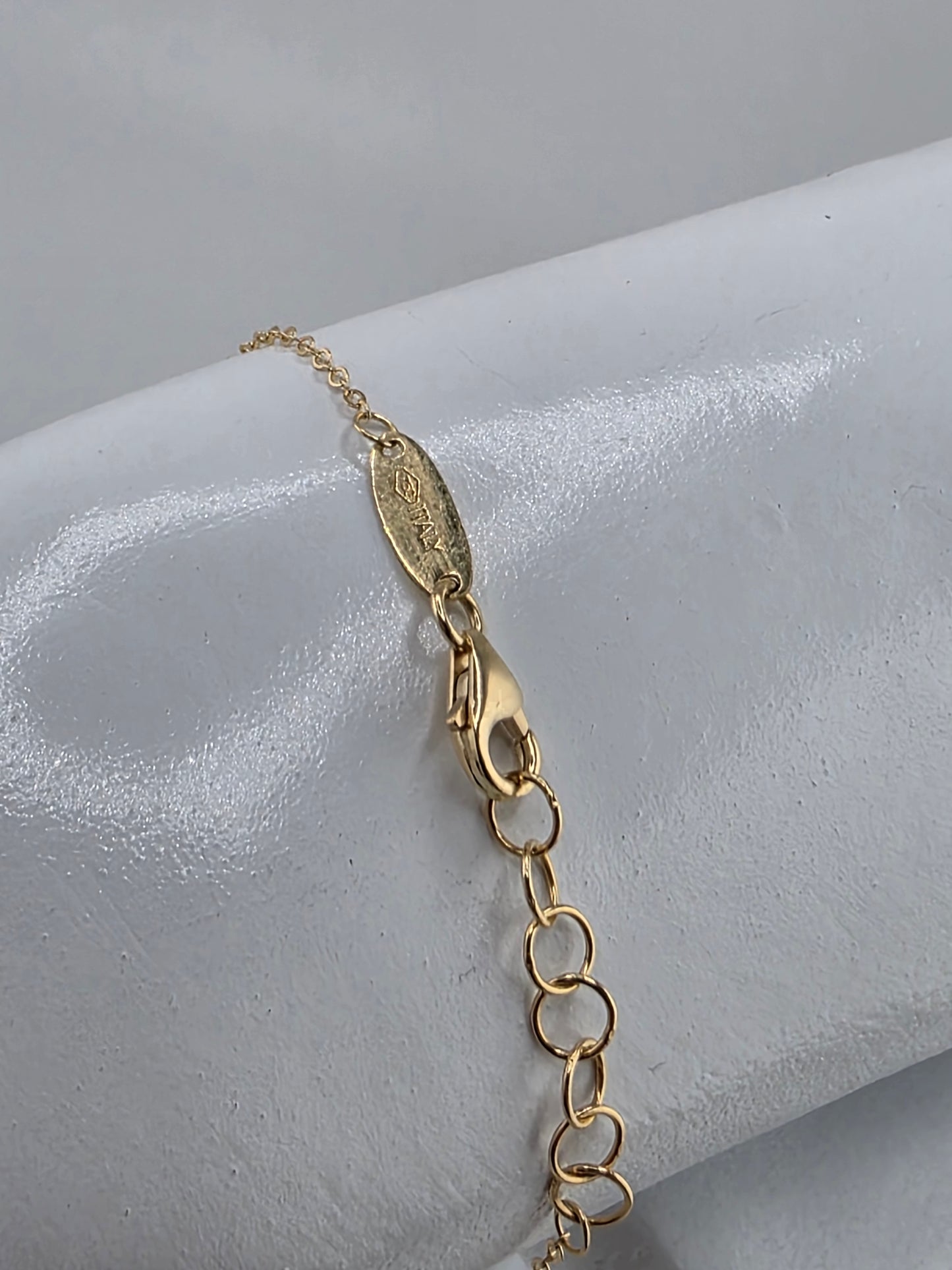 Coffee bean bracelet in white and yellow gold