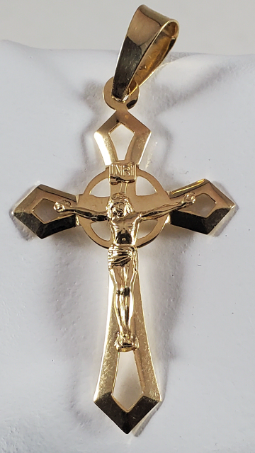 CHRIST WITH TRIANGULAR POINTS