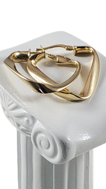 TRIANGULAR - TWISTED