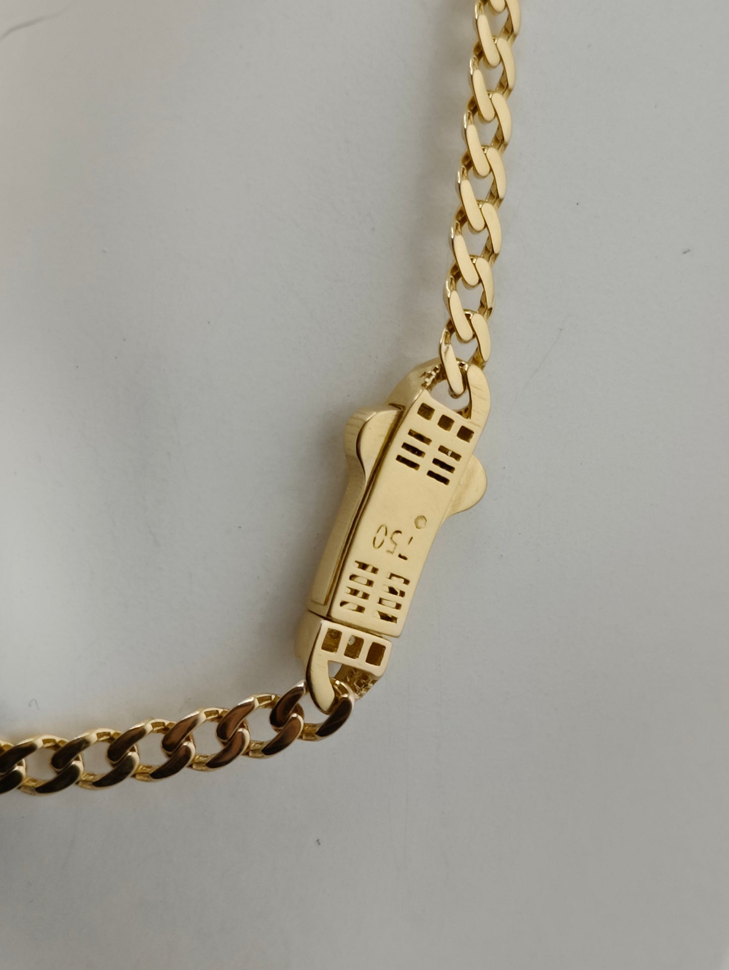 CADENA MODELO MÓNACO