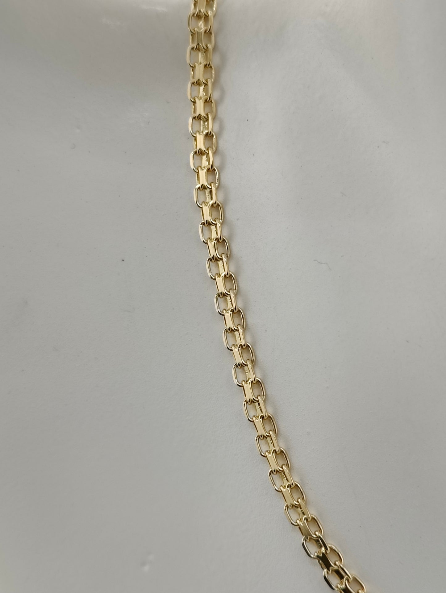 BISMARCK CHAIN