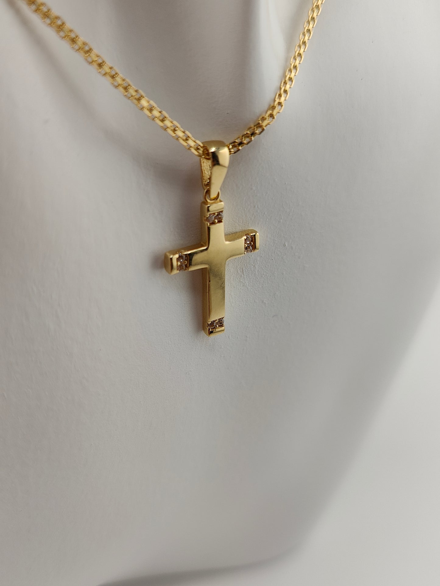 Cross with Zircons 125