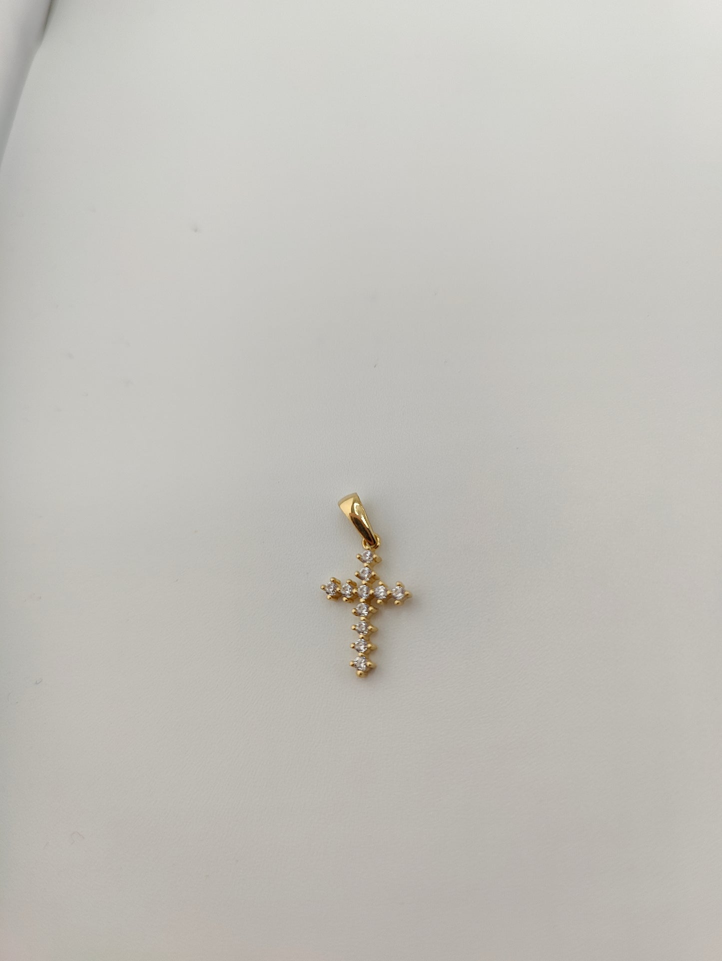 Zircon Cross Pendant 084