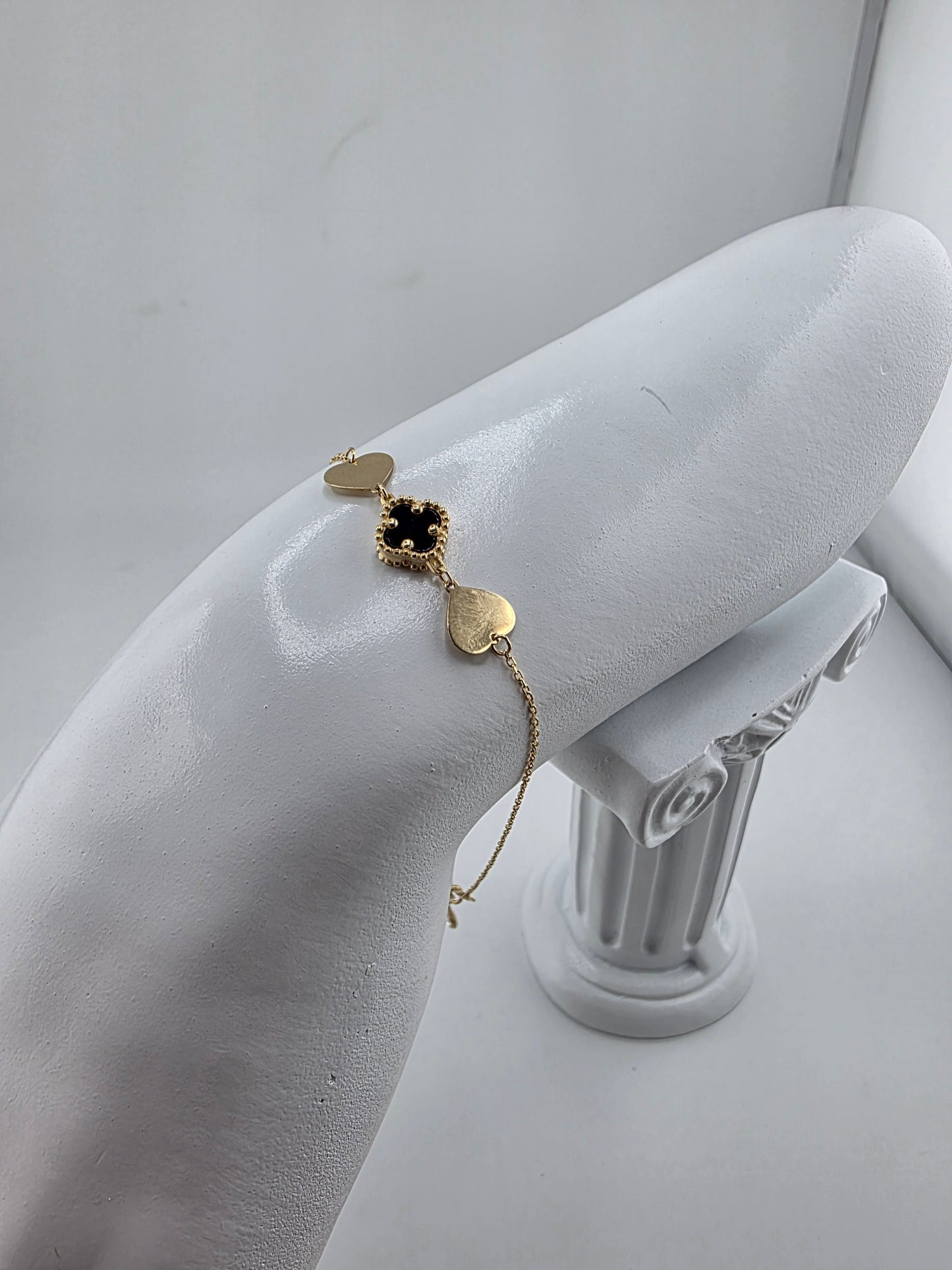 black clover bracelet