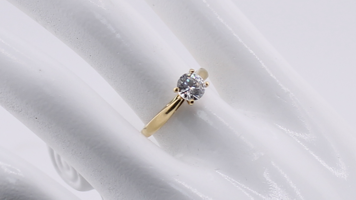 Ladies' Solitaire Ring with Zircon