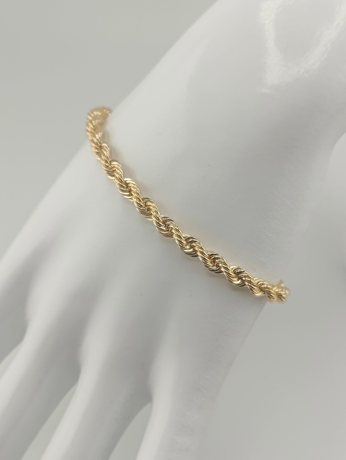 Rope bracelet