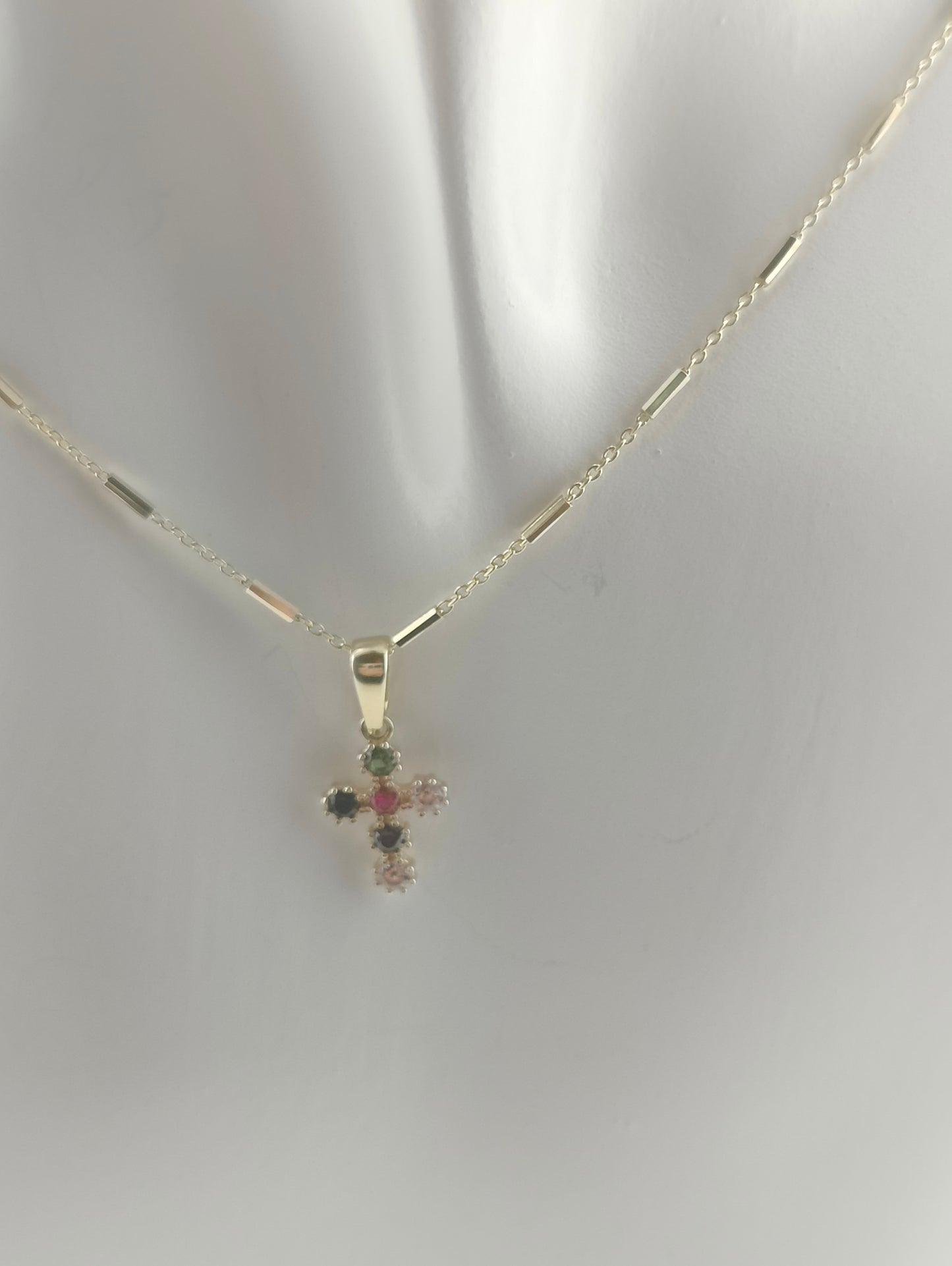 Heart pendant with colored stones