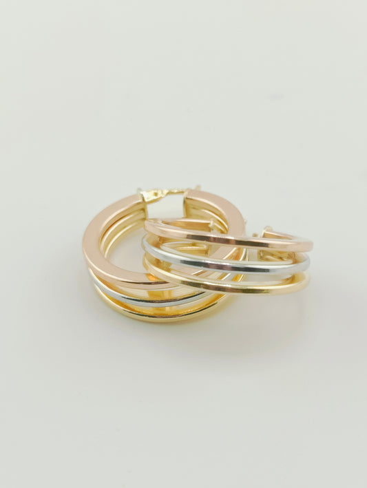 WIRED RINGS