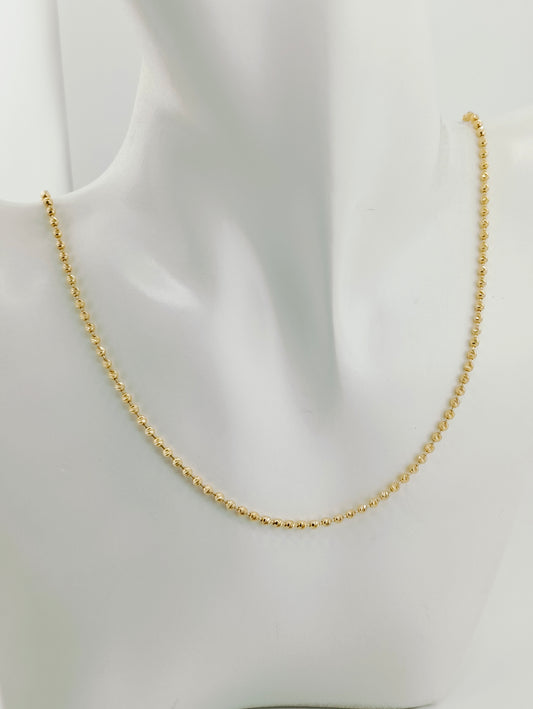 CHAIN OF DIAMOND BALLS