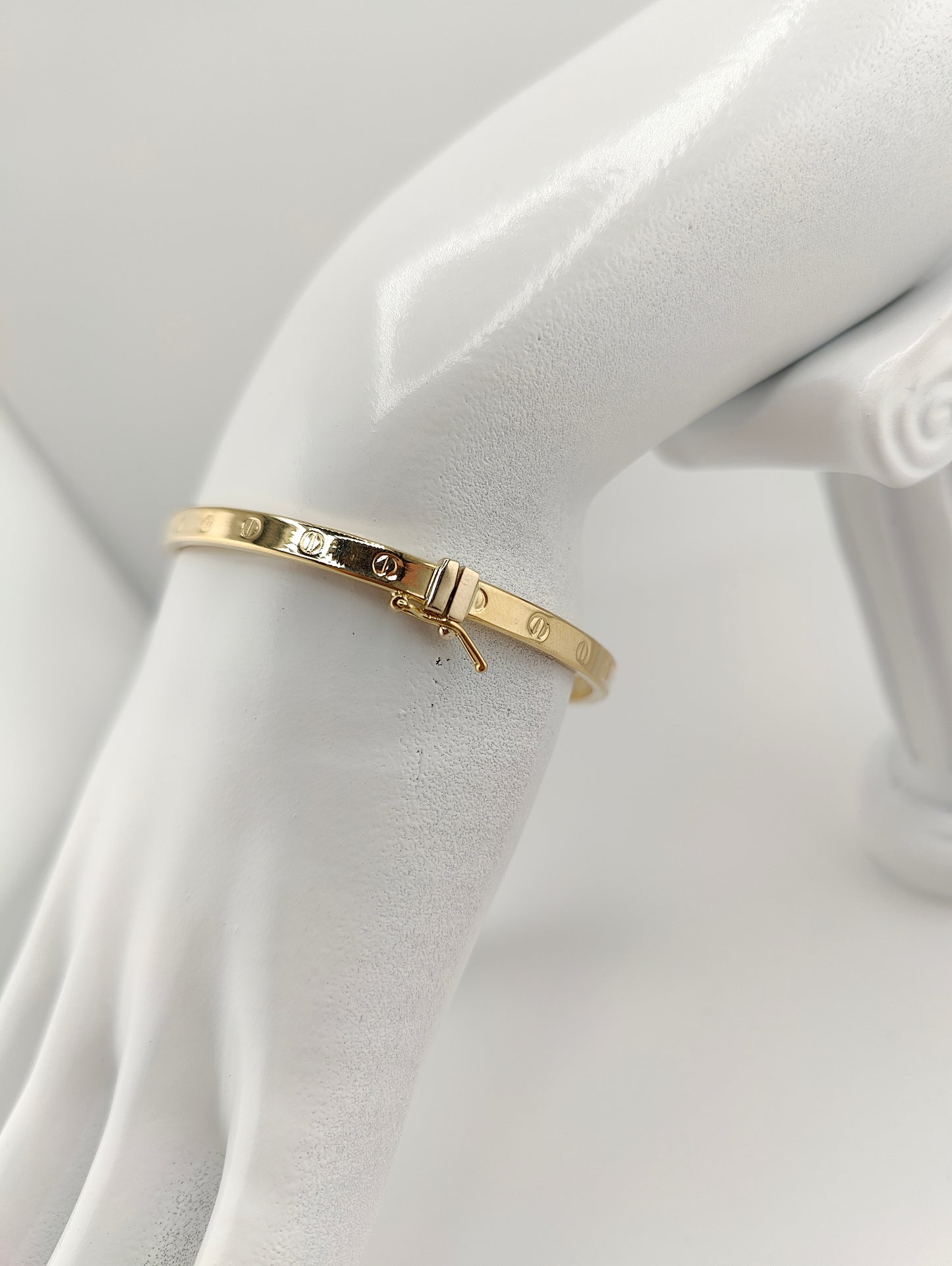 SCREW BRACELET