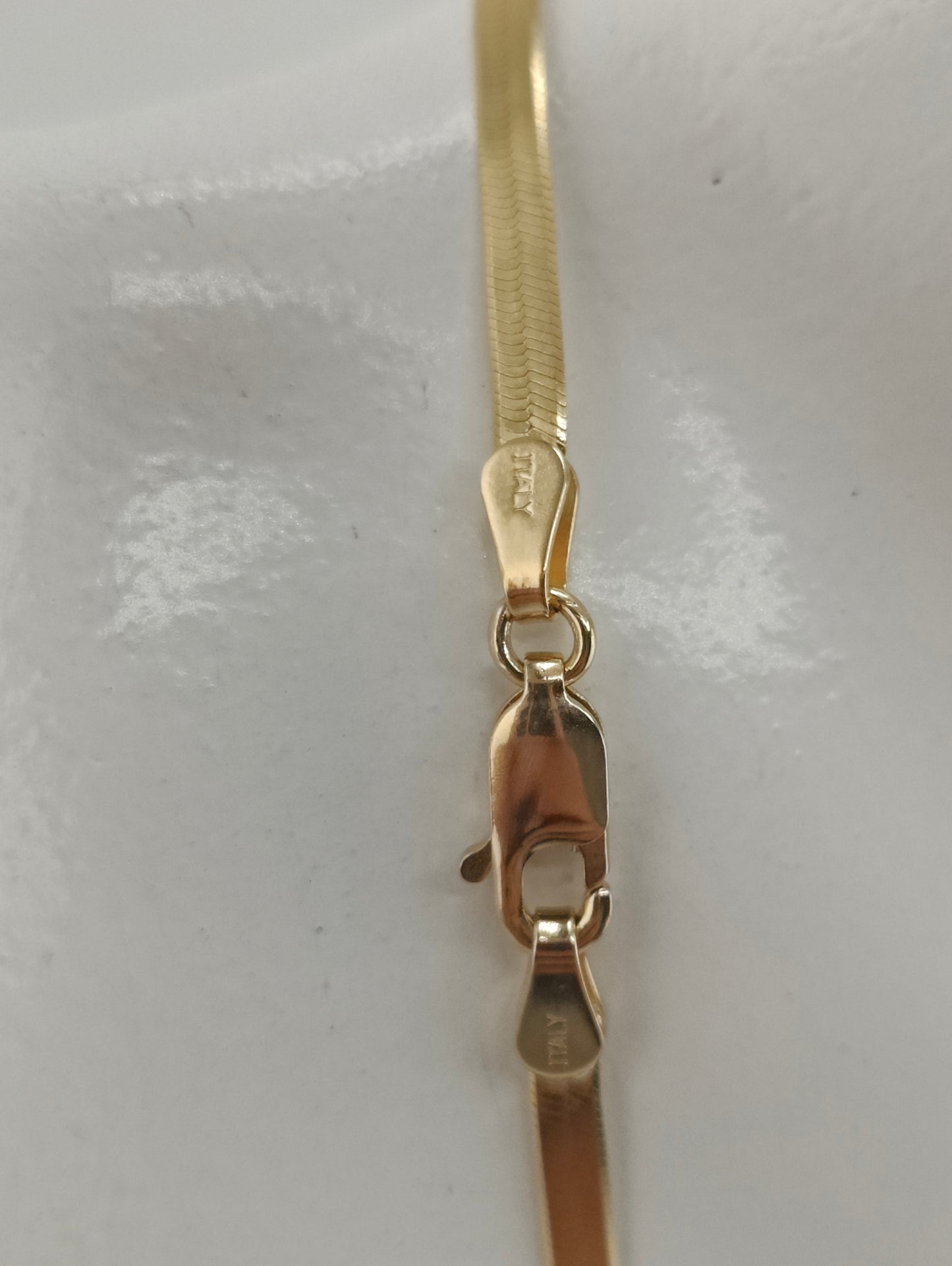 OMEGA CHAIN