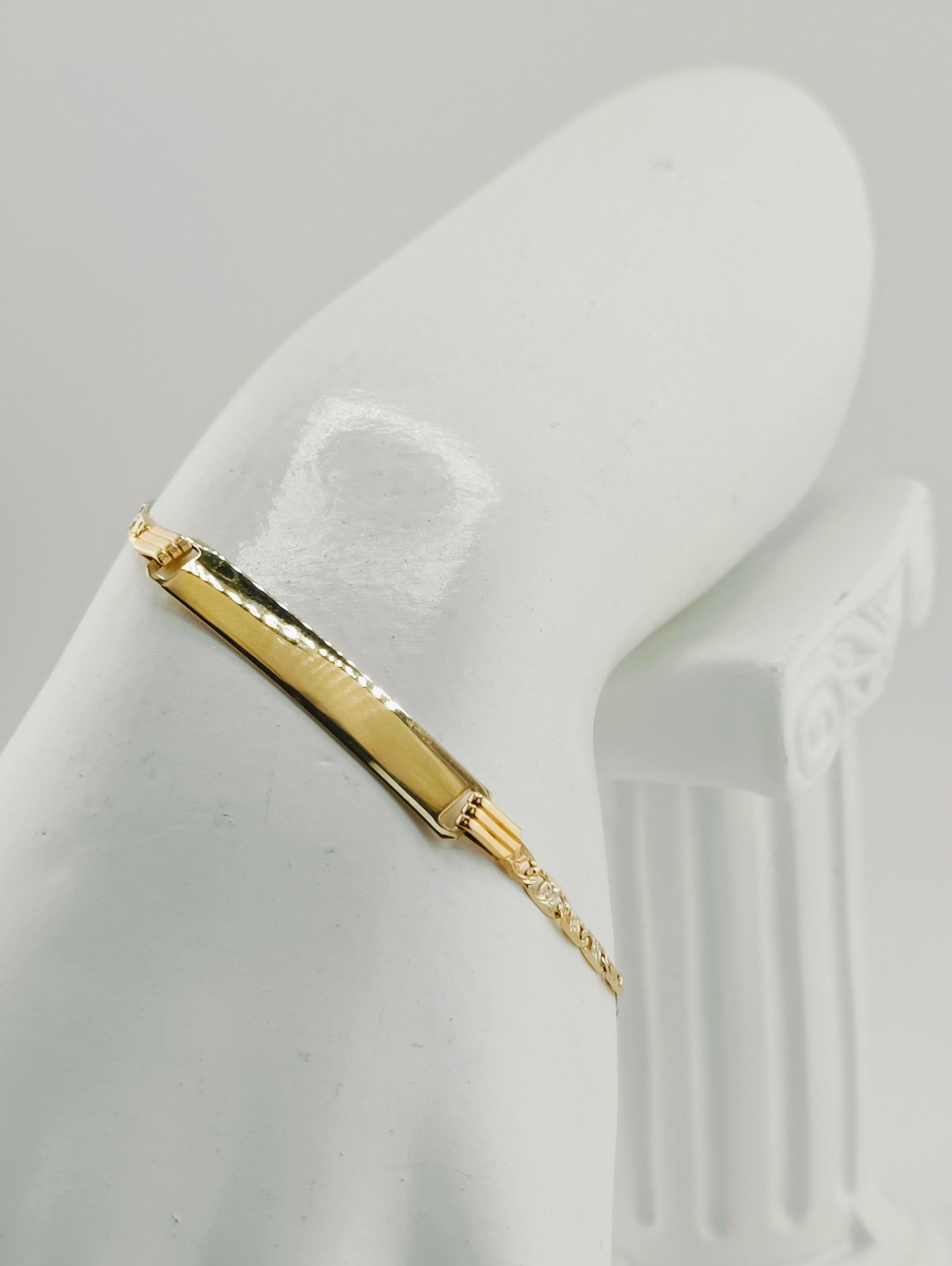 Ladder Bracelet with Plate 3.95g 2mm 21cm 3 gold