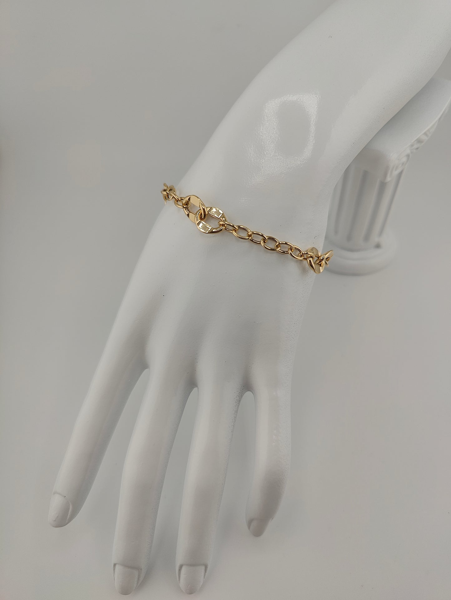 LADY'S BRACELET