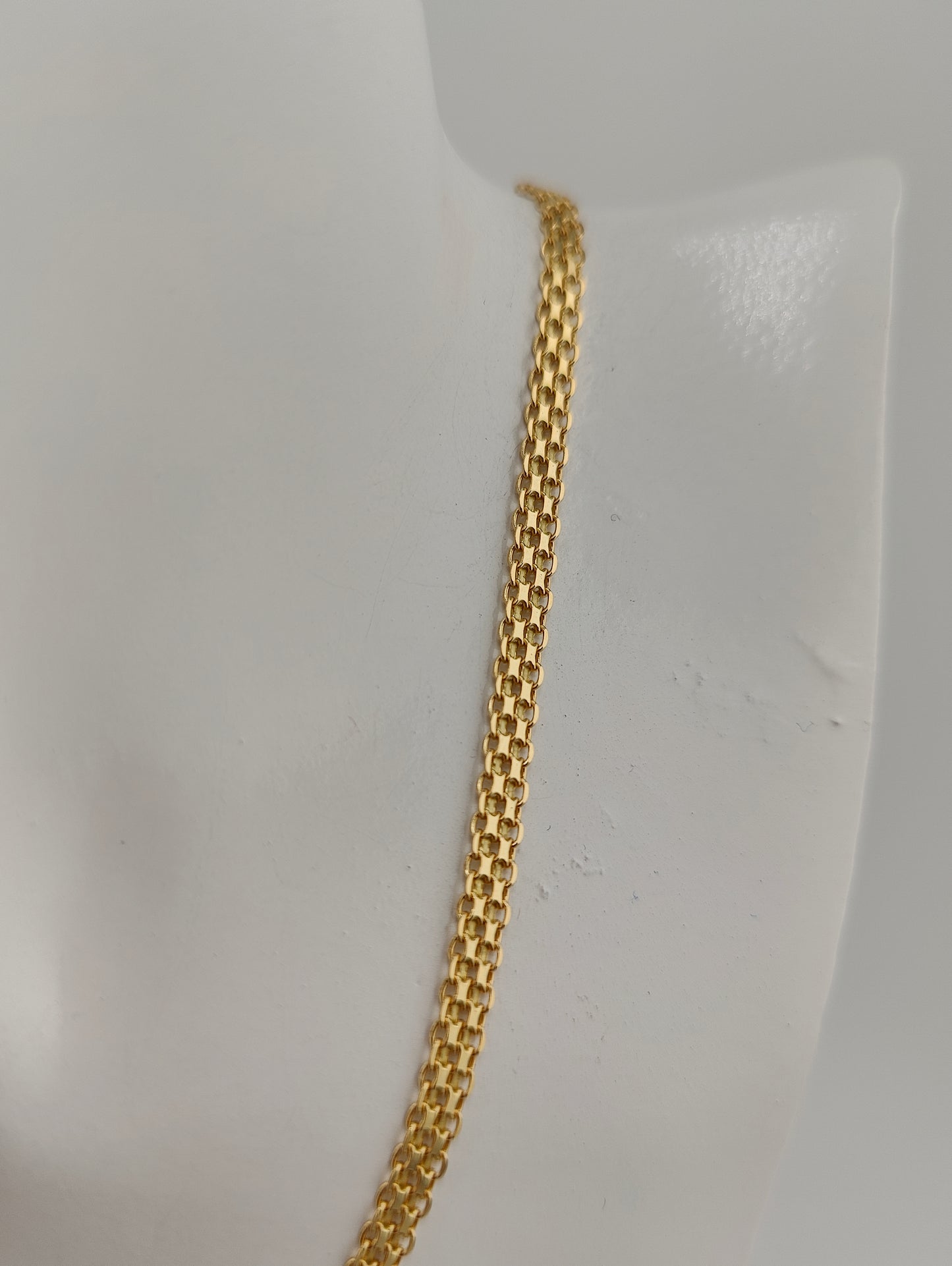 Bismark chain